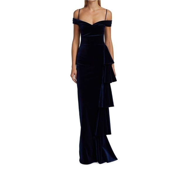 Chiara Boni La Petite Robe Willa Off-The-Shoulder Velvet Gown - Picture 5 of 11